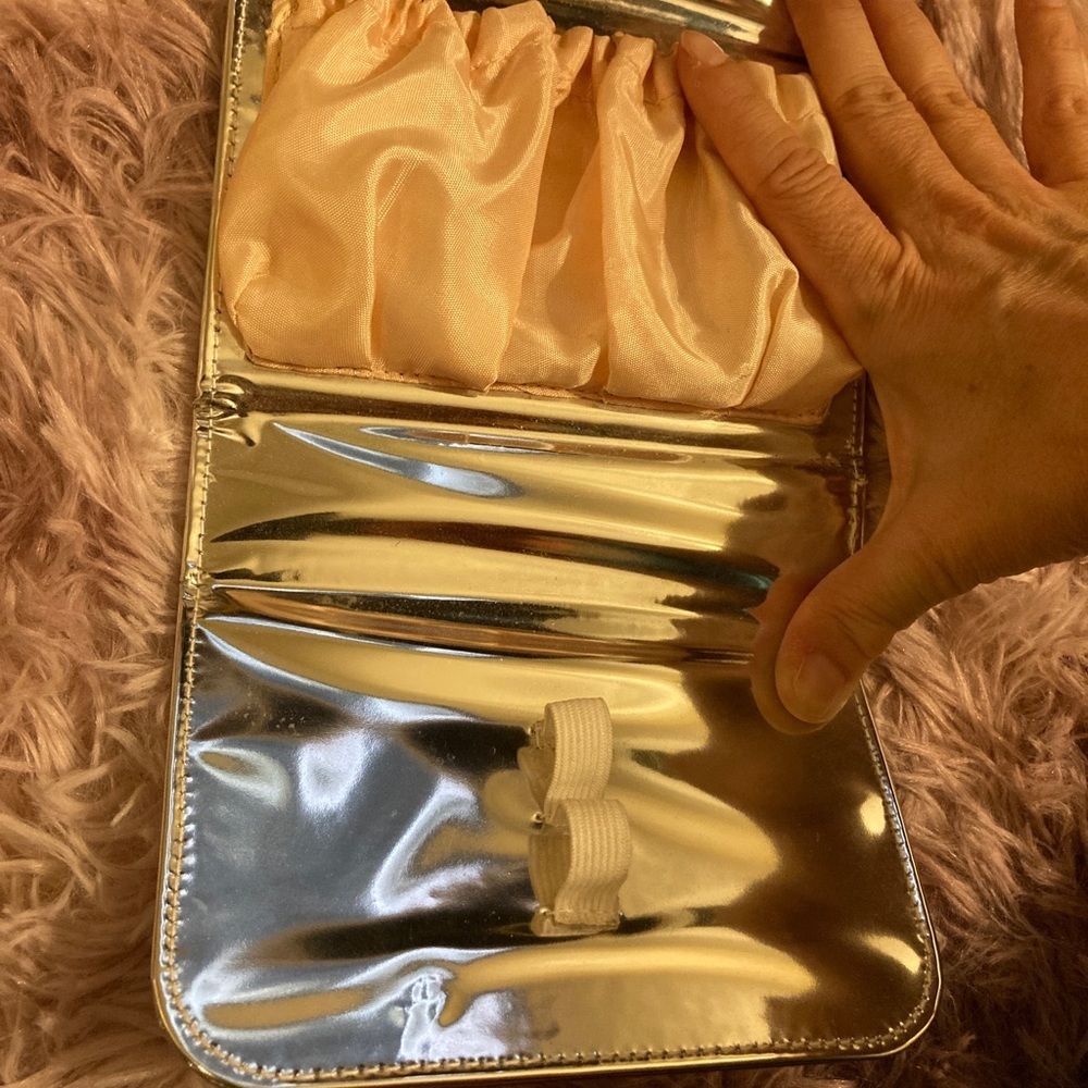 Marc Jacobs Small Silver Leather Case - Picture 6 of 7